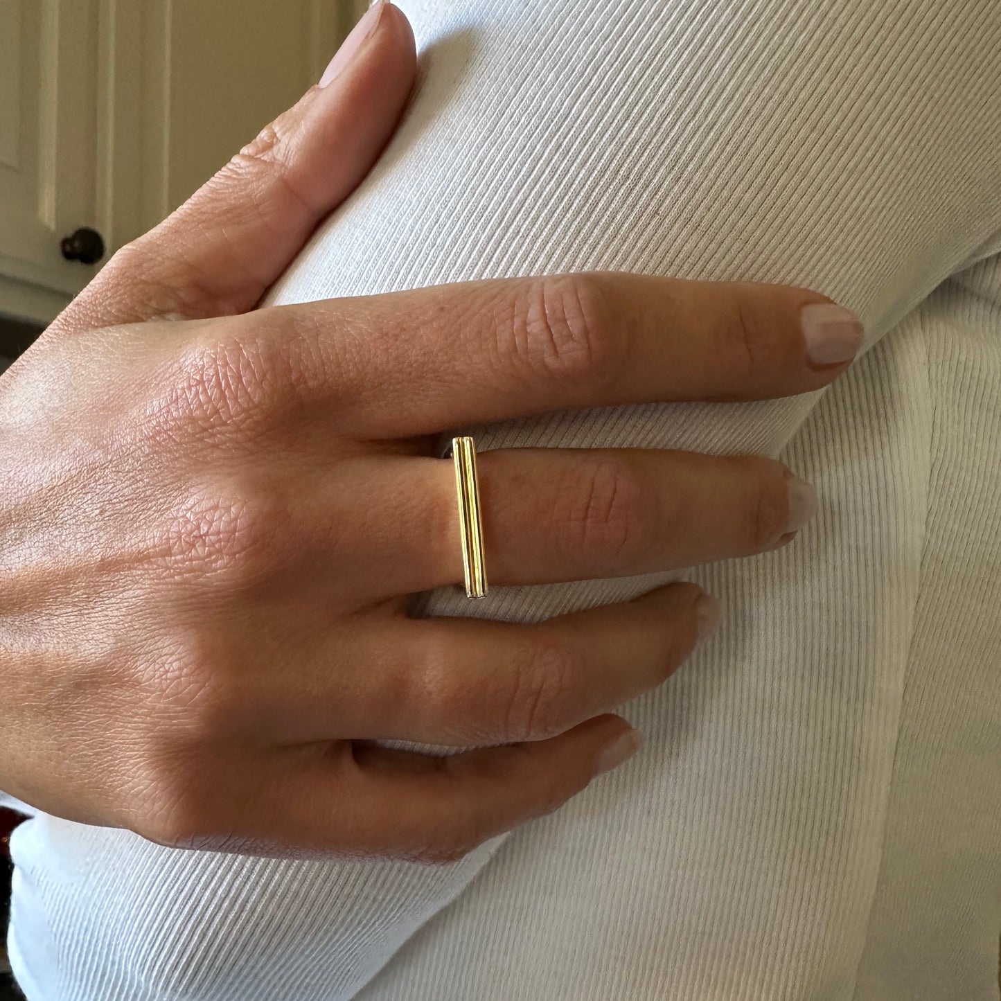 Heart on the Line | Linear Heart Ring