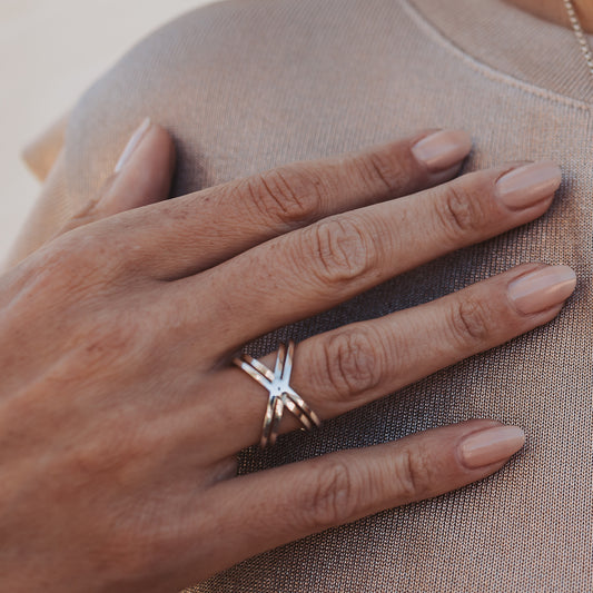 Revolve XX | Criss Cross X Ring