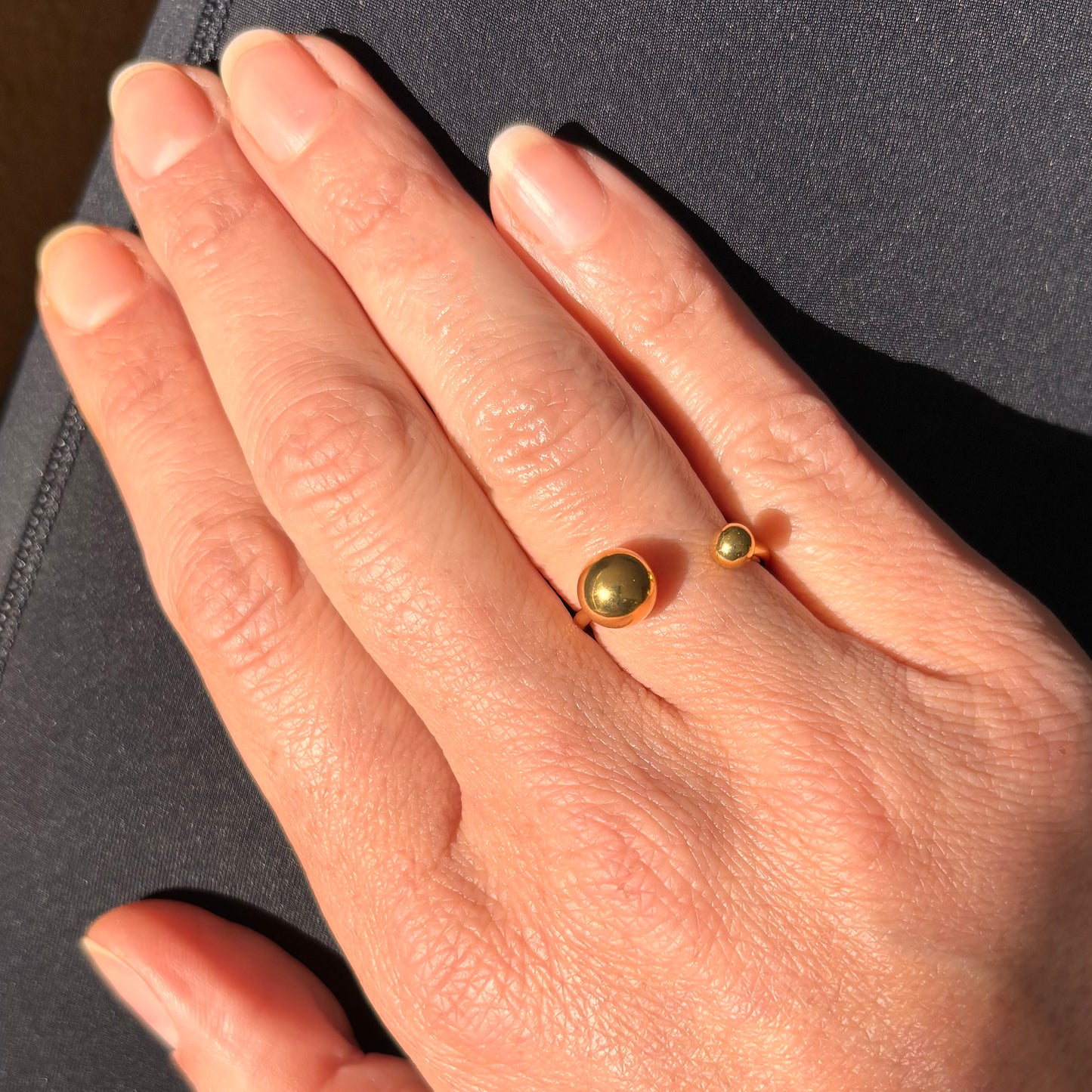 Lia | Orb Circle Ring