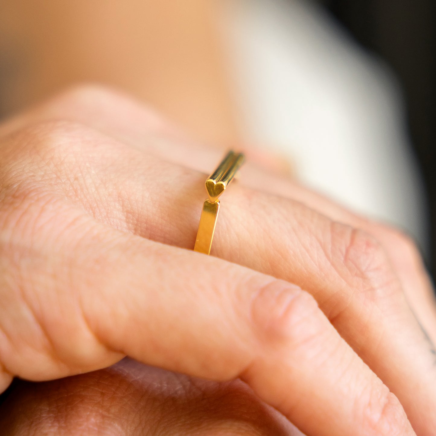 Heart on the Line | Linear Heart Ring