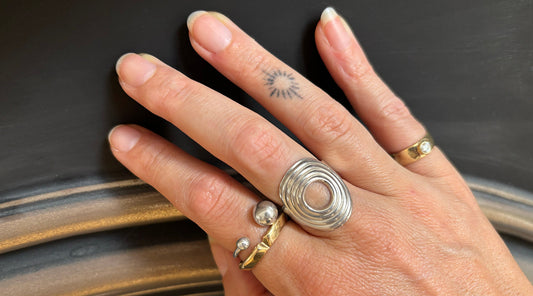 Mixed Metal Jewelry: Wearing Gold and Silver Together
