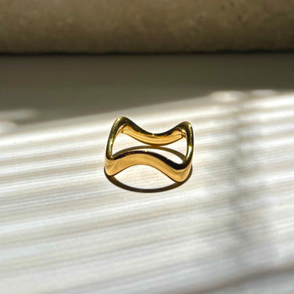 Ribbon | Wave Ring