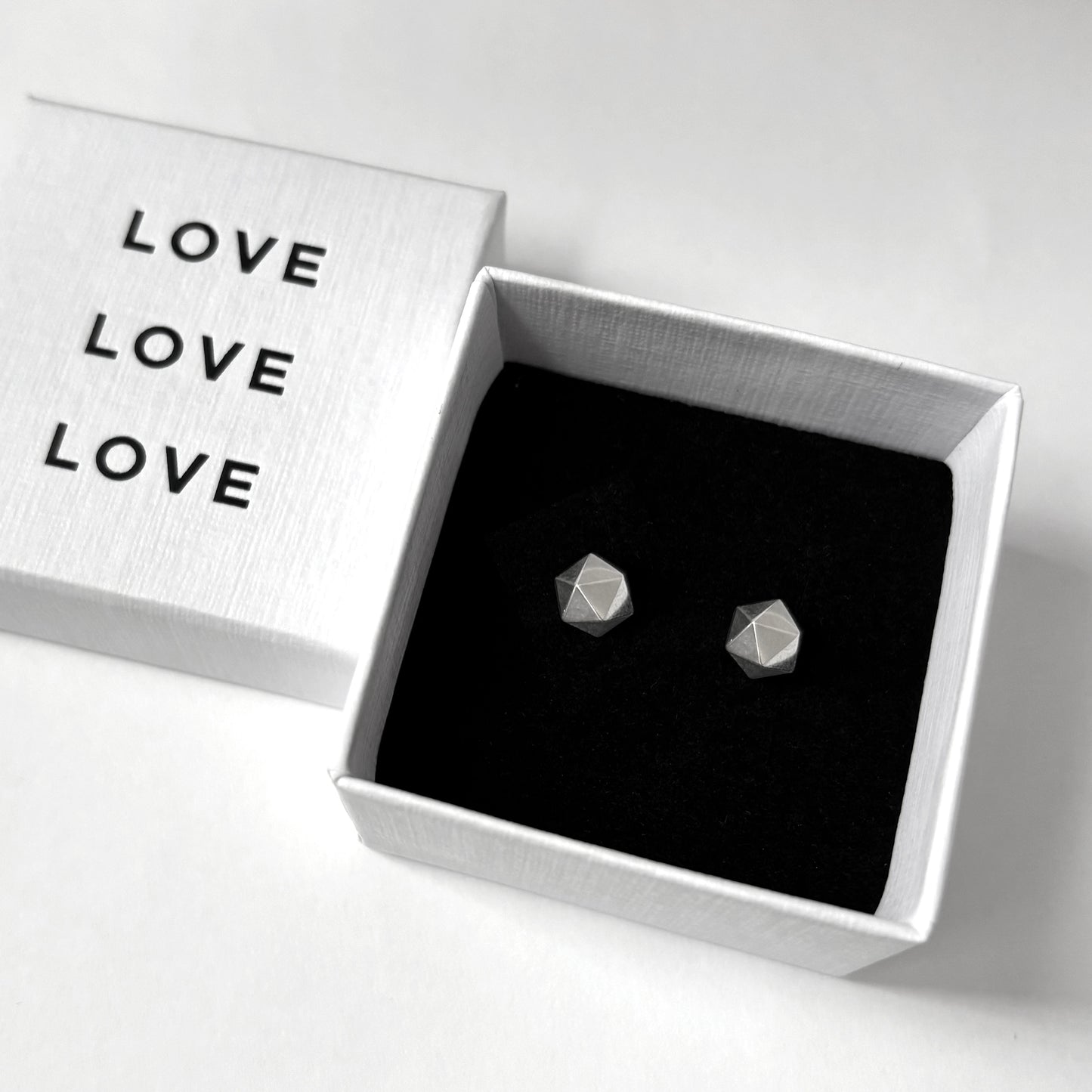 Eíkosi Bauble | Faceted Stud Earrings