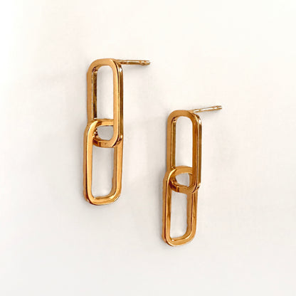 Linking | Dangling Link Earrings