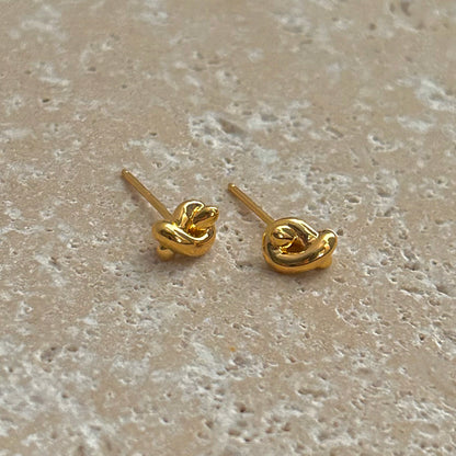 Nodini Knot Stud | Small Stud Earrings
